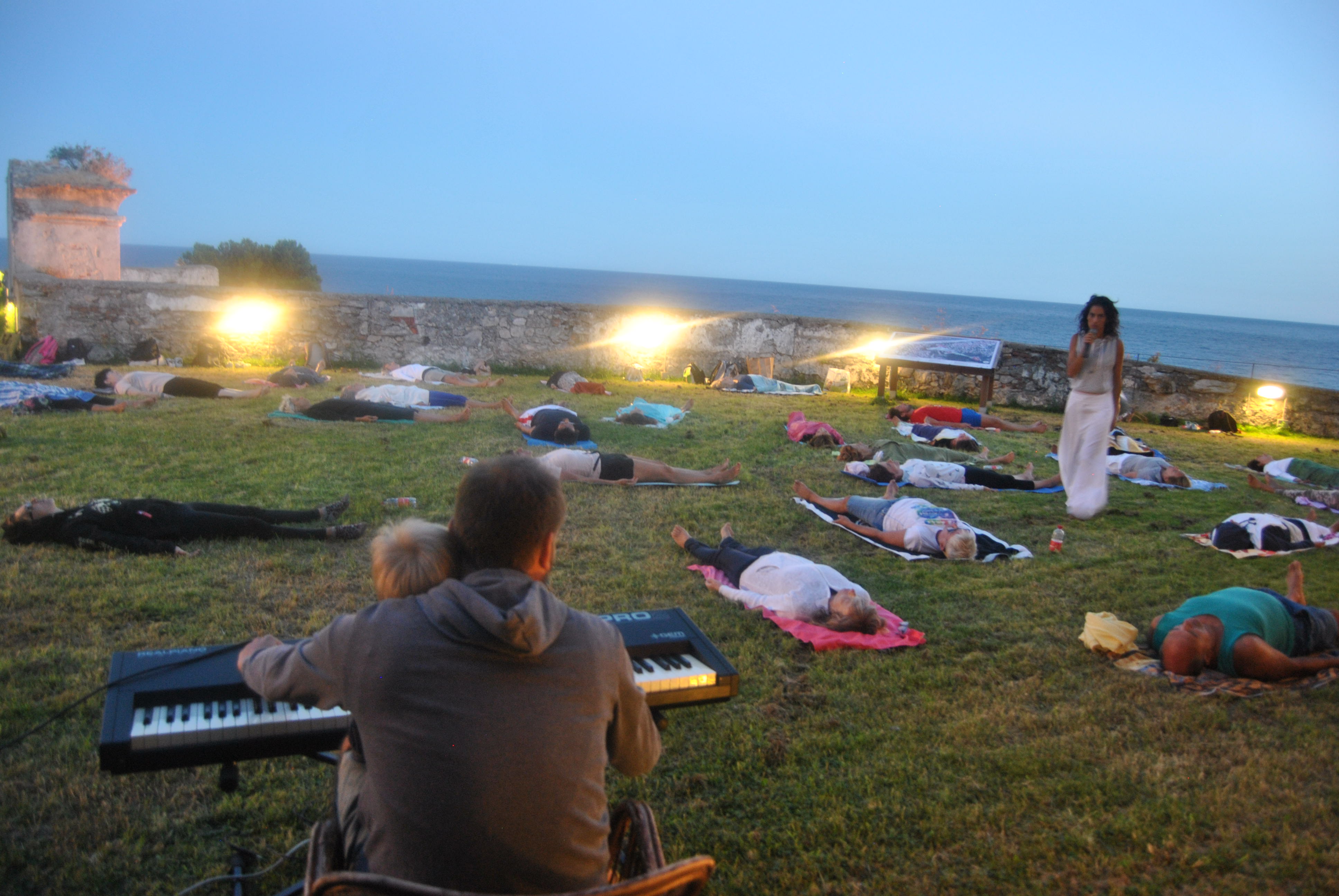 Yoga ai Giardini Hanbury