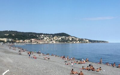 Déconfinement e tutti in spiaggia a Nizza