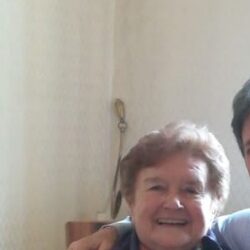 Donna scomparsa, i familiari la cercano