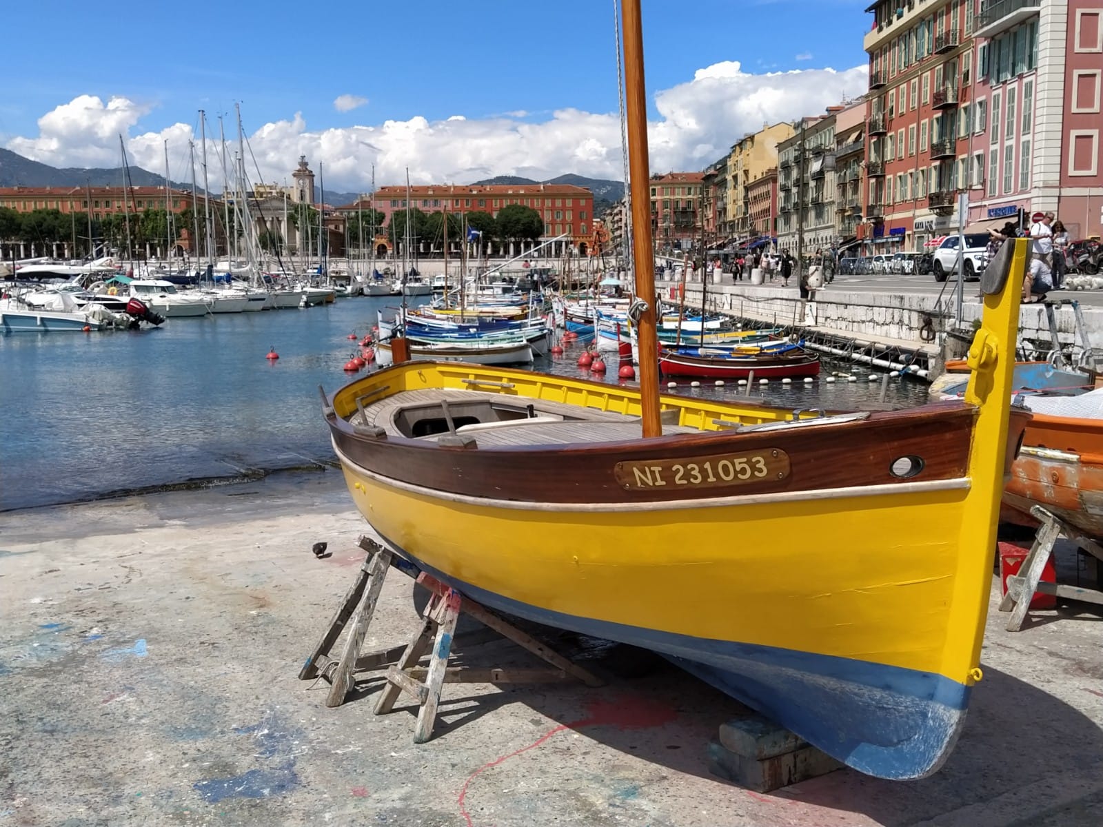 barca porto di Nizza (ph. Giovanni Gugg)