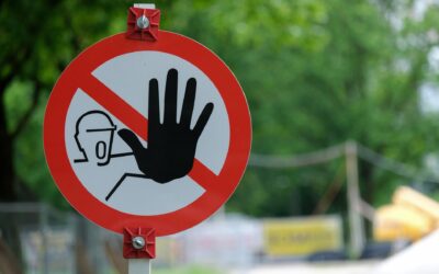 Una vecchia bomba inesplosa e si chiude la A26