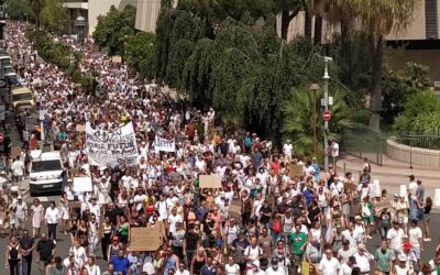 I “no green pass” invadono Nizza