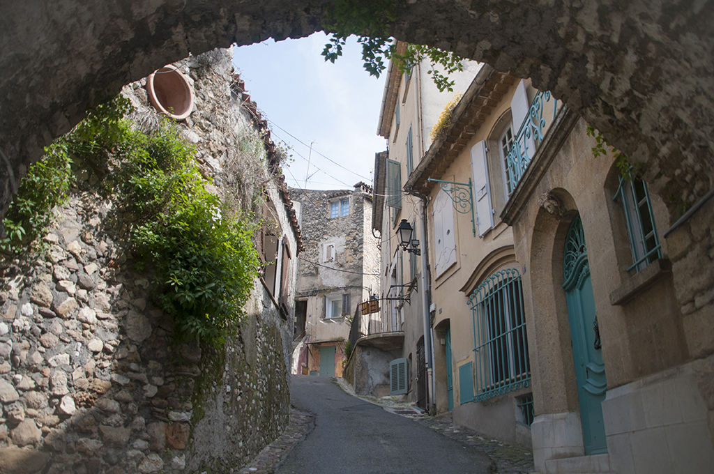 a (2) Biot