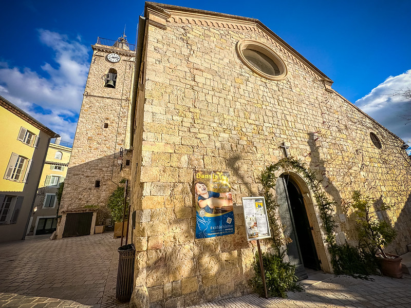 Mougins