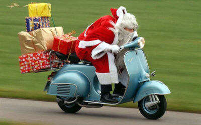 Nizza 24 appuntamento di Santo Stefano: niente neve e Babbo Natale in Vespa 50