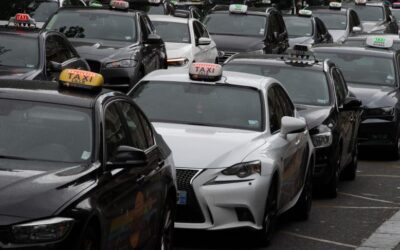 Nizza24 Lunedì 11 dicembre 2023: Passante ucciso a La Gaude – Taxi in sciopero – Anello prezioso ritrovato in un aspirapolvere