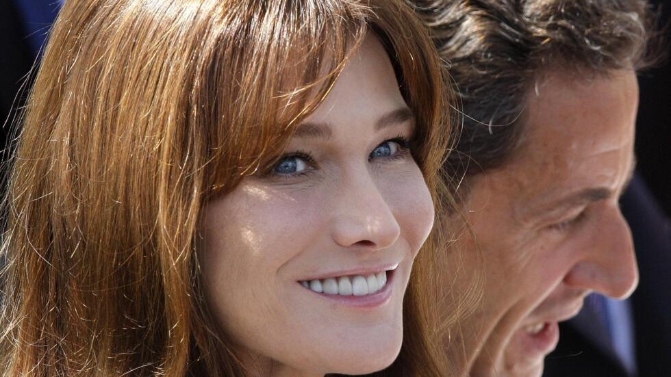 Nizza24: Caso Sarkozy, Carla Bruni sentita dai magistrati – Anche in Francia sit-in contro la guerra – Meteo e Almanacco Week-End