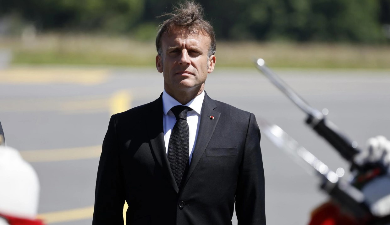 Macron: Gli europei dovranno rispondere” – Come cambia la TV Francese (se il governo ha la meglio) – Tesoretto: 190 milioni di euro grazie alle tasse (non ridotte) su benzina e diesel – Meteo Parigi e Milano