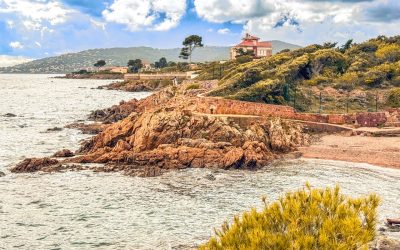 Il Sentiero dei Doganieri a Saint-Aygulf – Côte à côte