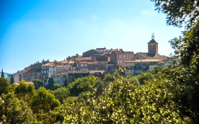 Ramatuelle, il villaggio autentico – Côte à côte