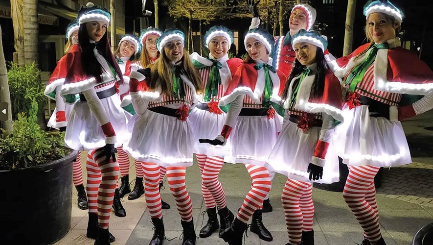 a (2) natalizi dal 6 all'8 dicembre