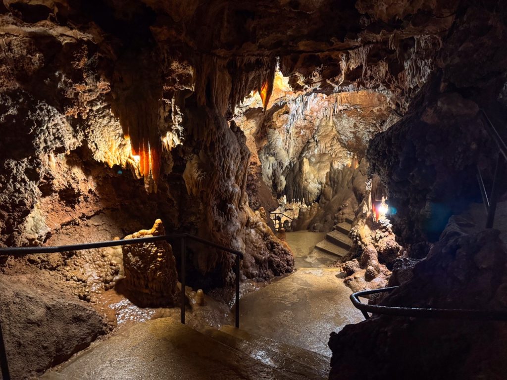 grotta di Saint-Cézaire