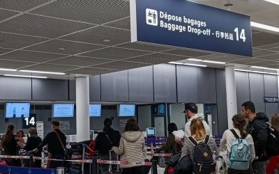 Outside Source: Aeroporto di Parigi-Orly: le compagnie hanno invitato a rimuovere il 15% dei voli lunedì a causa di una rottura del controllo del traffico aereo