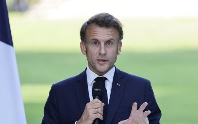 Outside Source •Guerra USA-Iran: Emmanuel Macron riunirà un consiglio di difesa stasera all’Eliseo