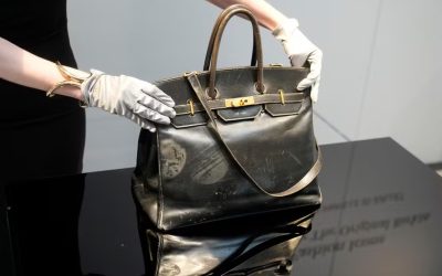 La Borsa Hermès Birkin Originale venduta a 7 Milioni di Euro – Ancora indagini contro i finanziamenti all’RN – Fuochi artificiali del 13 luglio in Costa Azzurra
