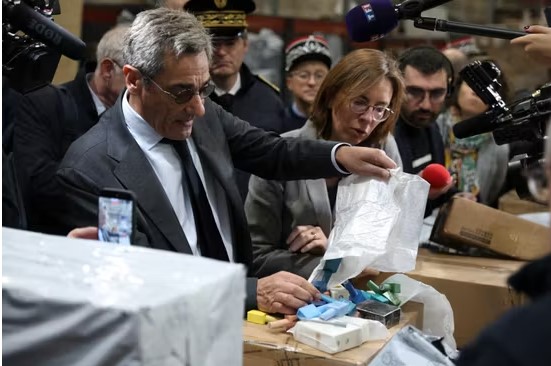 a (2)