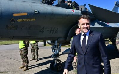 Francia24: Macron vende aerei e treni a Zelensky, paga l’Europa – Kessler, un diritto negato a francesi e italiani – Louvre: Chiusa una Galleria per “Fragilità Strutturale” – Meteo Milano e Parigi