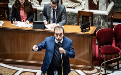 Francia24: Lecornu minaccia elezioni anticipate, Macron d’accordo – CloudFlare e AGCOM, la reazione di Borghi – La Borsa di Parigi festeggia – Meteo Parigi e Milano