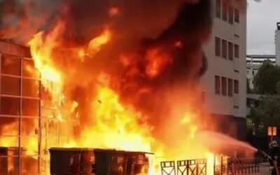 Incendi, 1800 studenti in fermo di polizia – Chieste le dimissioni di Bardella per messaggio rubato quando aveva 17 anni – Budget 2027, Tasse, tasse e ancora tasse – Meteo Parigi, Monte Carlo e Milano