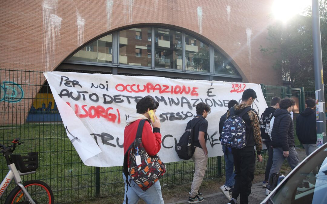 Francia24 édition du soir : Étudiants bloquent les lycées, demandent une réduction du diesel, le gouvernement français utilise 10 millions de barils, météo et toutes les autres nouvelles | 08 octobre 2026